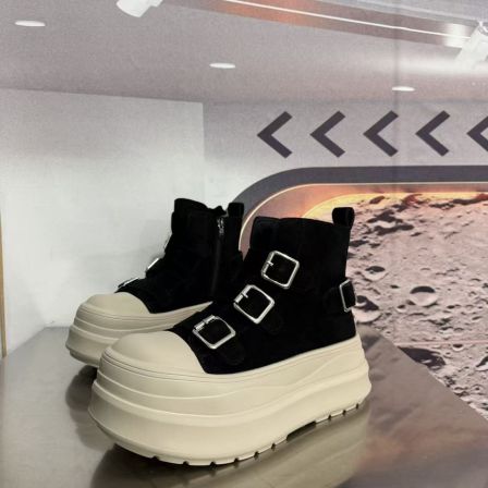 651-21新款2025精品百搭潮流马丁靴中筒烟筒黑色女士