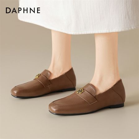 达芙妮2026春季新款通勤风乐福鞋女方头山茶花装饰复古风百搭单鞋