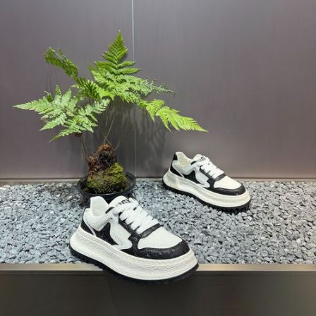 26年男鞋网面透气时尚个性厚底增高百搭舒适轻便系带运动休闲潮鞋