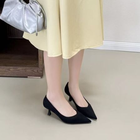 法式气质黑色绒面百搭通勤职业工作高跟鞋绝美配裙子细跟单鞋女