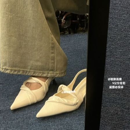 2026夏季新款个性百搭时尚尖头高跟鞋法式气质显瘦包头后空凉鞋