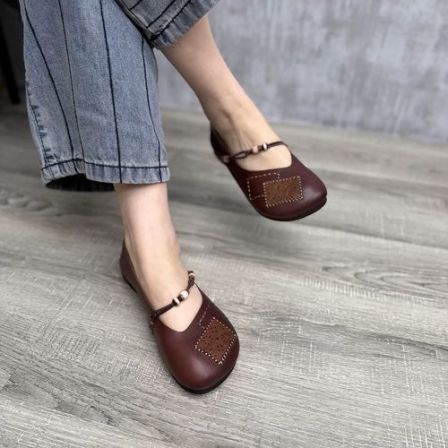 艺鞜2026年春夏新款真皮平底民族风一字带软底妈妈补丁浅口单鞋女