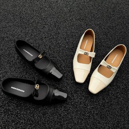 糖糖「香家玛丽珍」26cc亮面小皮鞋黑白两色通勤外穿单鞋;FCX31058