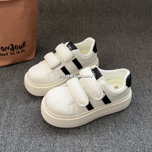 厚底丑萌魔术贴板鞋女2026新款小众潮流爆款小白鞋春季百搭面包鞋主图