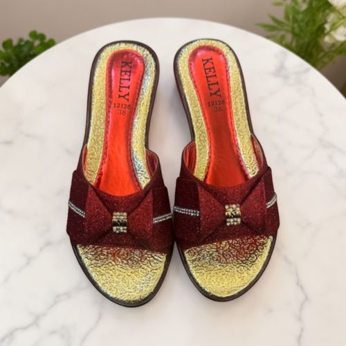 泰国原装进口夏季时尚轻便闪钻低跟百搭女士外穿红拖鞋一字拖凉拖主图