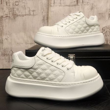 新款男士厚底透气百搭内增高休闲运动小白鞋潮流简约低帮板鞋男鞋