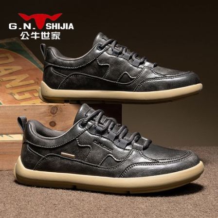 男鞋新款秋冬时尚通勤软底休闲皮鞋男士耐磨防滑工装板鞋