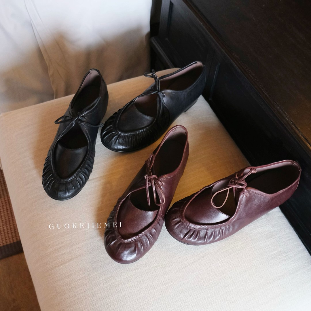 【Jellykk】3.5cm极简法式芭蕾舞褶皱复古百搭真皮设计师款圆头单鞋主图