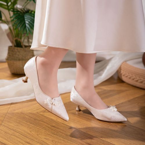 新中式洋气旗袍鞋子女尖头气质单鞋细跟高跟鞋国风结婚鞋复古女鞋主图