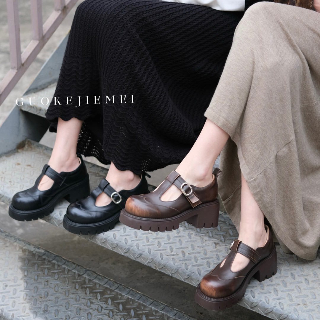 【Jellykk】6.5cm玛丽珍厚底复古圆头法式风百搭一字扣擦色时装单鞋主图