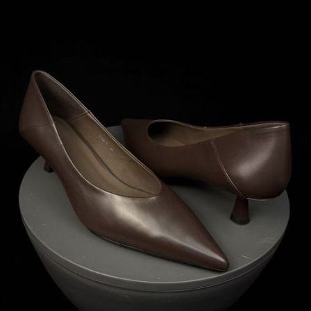 头层牛皮2026新款真皮女鞋时尚舒适原创尖头中跟浅口时装单鞋软皮