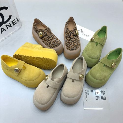 广州欧货【晴芽】早春萌头真皮7cm日系复古大头面包松糕鞋6067-93主图