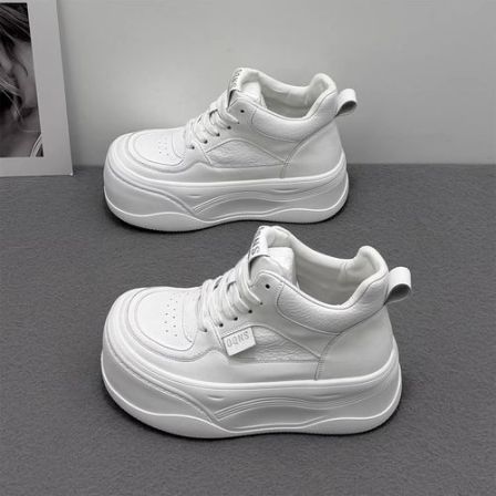 欧货真皮高帮小白鞋女2026春秋小个子厚底增高保暖女鞋松糕板鞋子