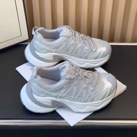 欧洲站厚底老爹鞋女2026春季新款网面透气运动鞋休闲防滑跑步女鞋