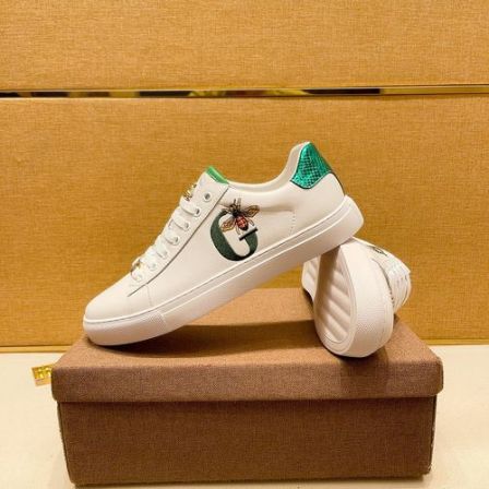 男生潮款鞋子圆头低帮时尚男鞋时尚休闲鞋秋季透气平底休闲风