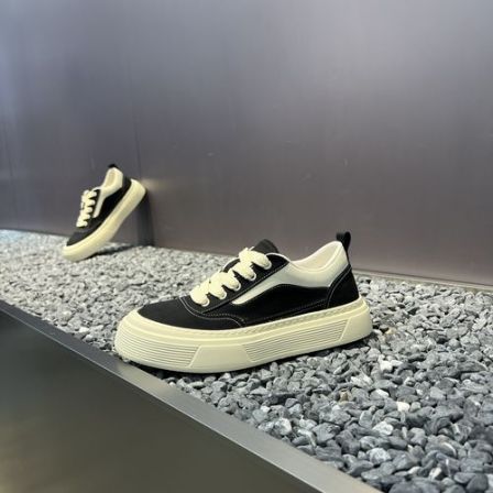 2026春夏新款低帮帆布透气青春时尚增高厚底超轻百搭休闲运动板鞋