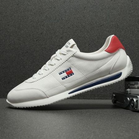 欧洲站男鞋2026春季时尚轻便休闲鞋真皮透气阿甘鞋软底板鞋小白鞋