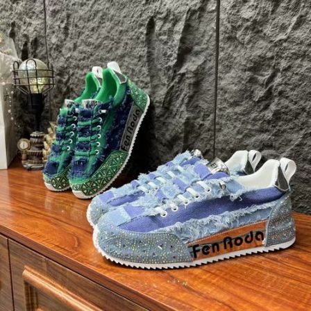 2026春夏季新款时尚百搭手工包底烫钻个性增高休闲男鞋（皮鞋码）