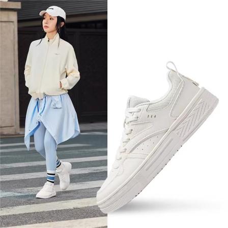 扬帆丨鸿星尔克复古小白鞋滑板鞋-51125101348【小苏说鞋】