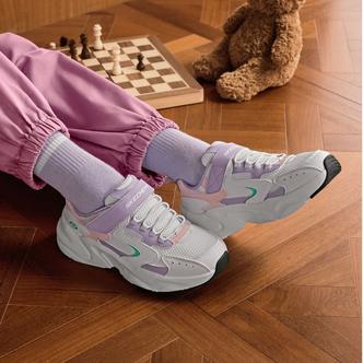 【踏浪熊】斯凯奇官方童鞋拼接复古跑步鞋舒适时尚运动鞋303967L