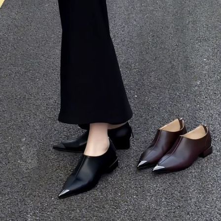 头层牛皮2026春季新款尖头深口低跟单鞋女粗跟通勤真皮防踢小皮鞋