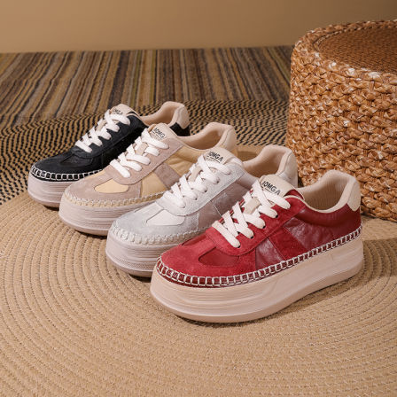 春季新款潮流百搭新年红色休闲透气板鞋女鞋25562