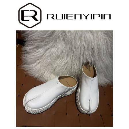 7883#【炫妈】偏大一码 羊皮 分趾半拖休闲鞋 高级感真皮休闲鞋