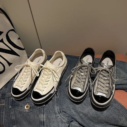 TS女鞋小香风2026春季新款简约平底休闲百搭撞色板鞋小白鞋