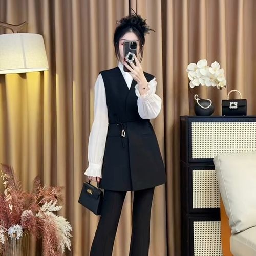 【都市雅韵】2026新款春季显瘦设计感背心时尚休闲无袖马甲主图