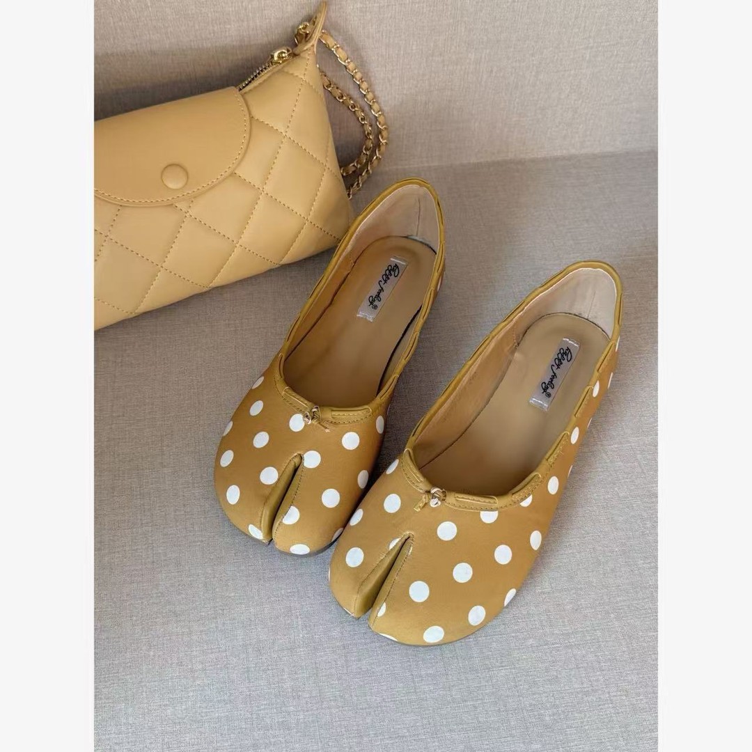 方方私服 复古风分趾浅口平底女单鞋春季新款休闲百搭06887主图