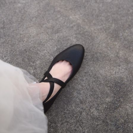 阿木原创真皮交叉带玛丽珍鞋浅口尖头单鞋女春新款57661