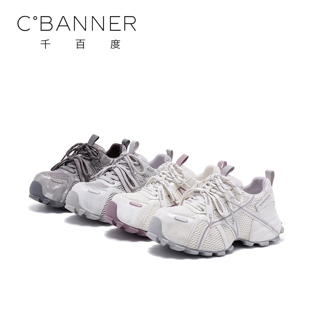 千百度休闲鞋女2026春季新款潮流轻便网面透气设计感户外老爹鞋主图
