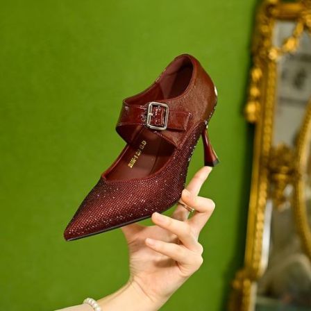 【DUOSI】7公分细跟高跟鞋性感春搭扣尖头小众高跟单鞋烫钻25858-1