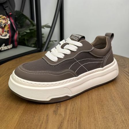 春季新款男士透气低帮鞋韩版百搭厚底休闲板鞋时尚潮鞋网面透气鞋