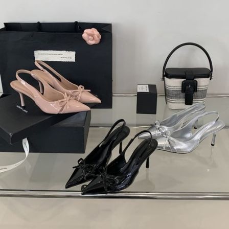 尖头蝴蝶结一字带细跟包头凉鞋女2026春夏新款5公分配裙子高跟鞋