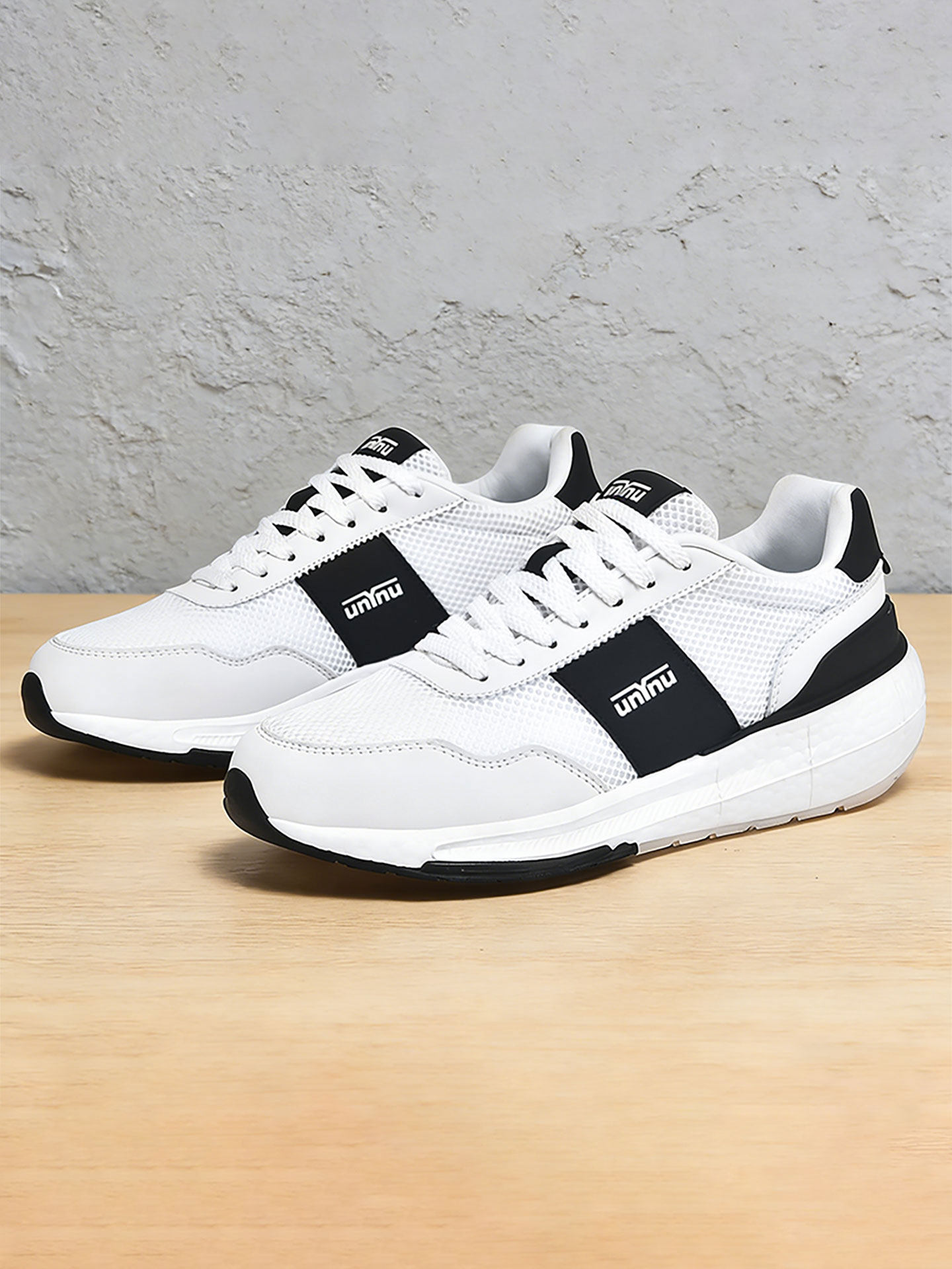 夏天鞋子男款透气防臭单网镂空白色运动鞋增高厚底耐磨休闲板鞋男主图