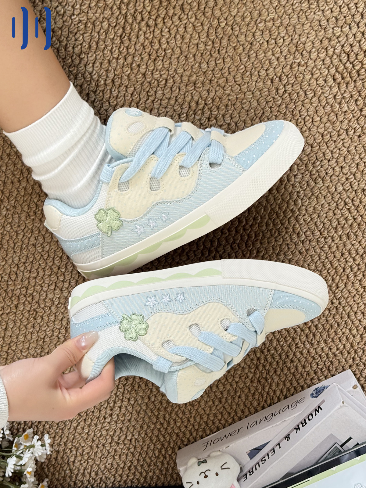 顽刻ollieskate面包鞋四叶草配色春季BAKE休闲低帮男女国潮滑板鞋主图