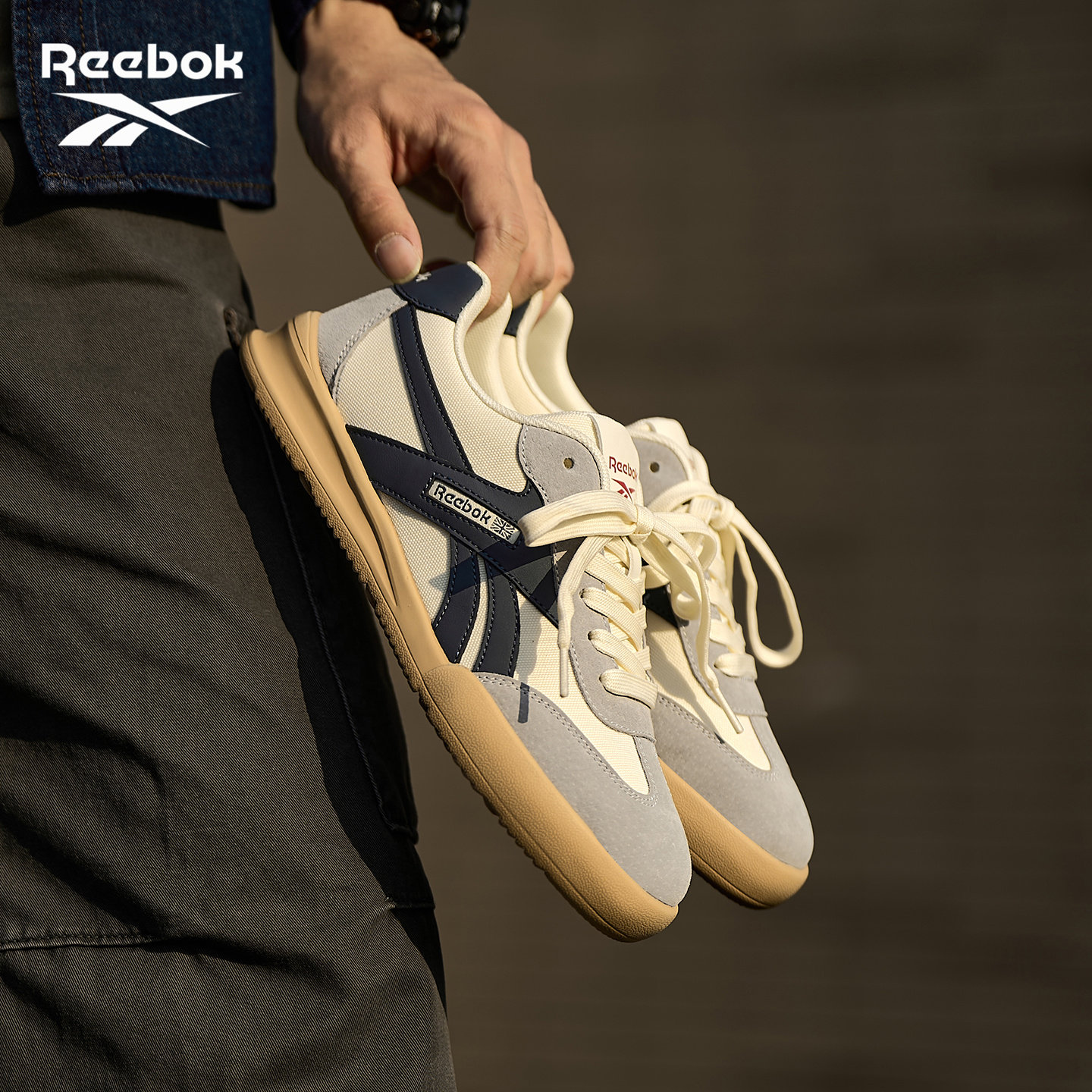 Reebok锐步官方男鞋2026春季新款轻便防滑德训鞋男士运动休闲板鞋主图