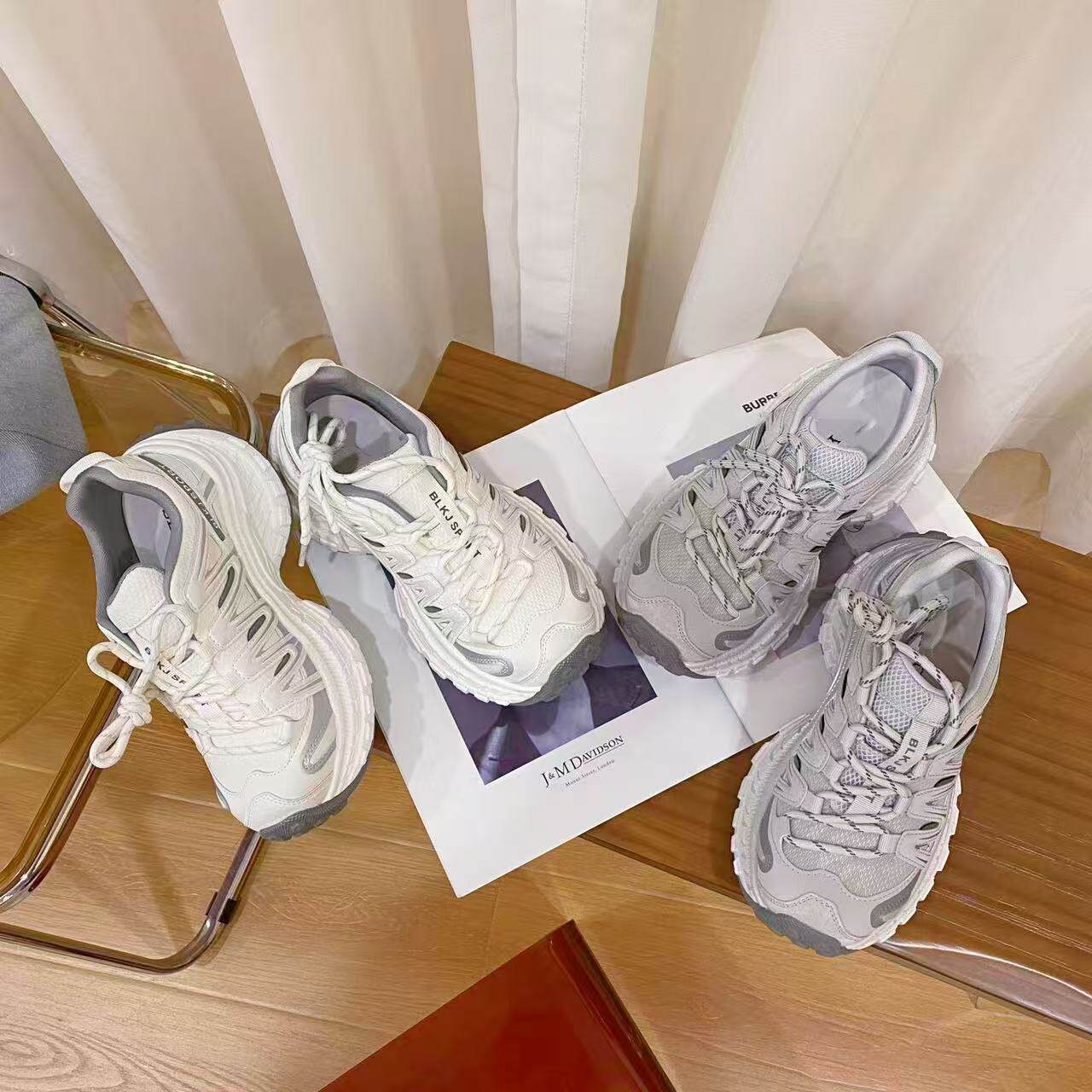 VK定制 韩版真皮时尚休闲运动鞋女主图