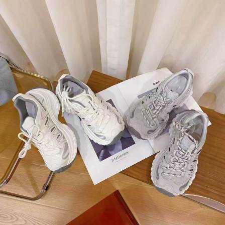 VK定制 韩版真皮时尚休闲运动鞋女