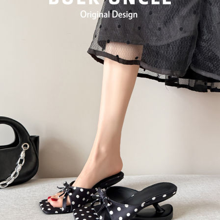 羊皮~高跟一字拖鞋女夏外穿2026新款配裙子波点绝美坡跟方头凉拖