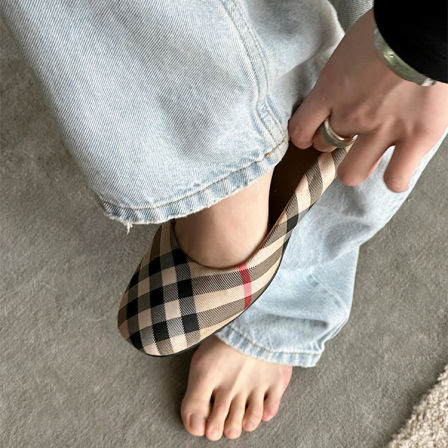 羊皮版~小众时尚格纹平底芭蕾鞋女绸缎面一脚蹬方头浅口温柔单鞋