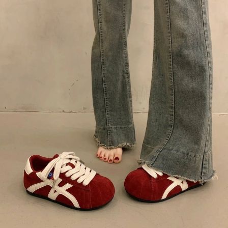 爆款百搭厚底板鞋女款春季德训面包鞋2026新款轻便平底运动休闲鞋