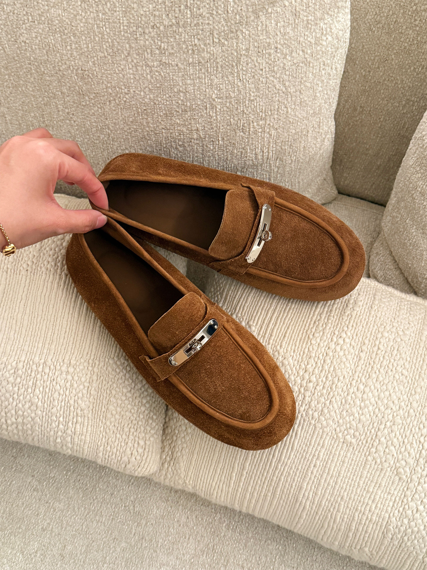 【小发喵】英伦风头层牛皮乐福鞋女金属扣一脚蹬舒适百搭懒人鞋主图