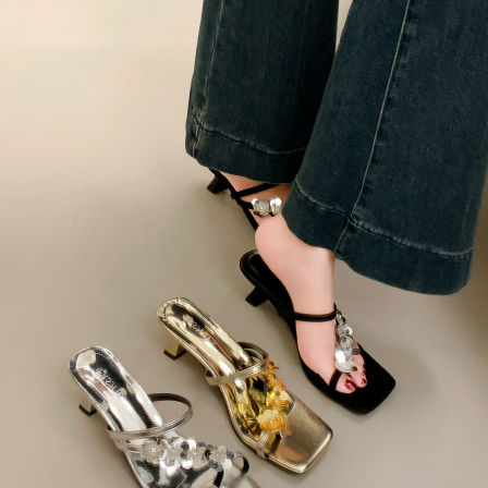 绝美花朵亮片套趾夹角凉拖鞋女夏季外穿新款配裙子仙女风高跟凉鞋