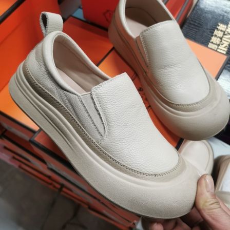 头层牛皮年春季运动风舒适厚底休闲鞋女士休闲鞋女鞋58009