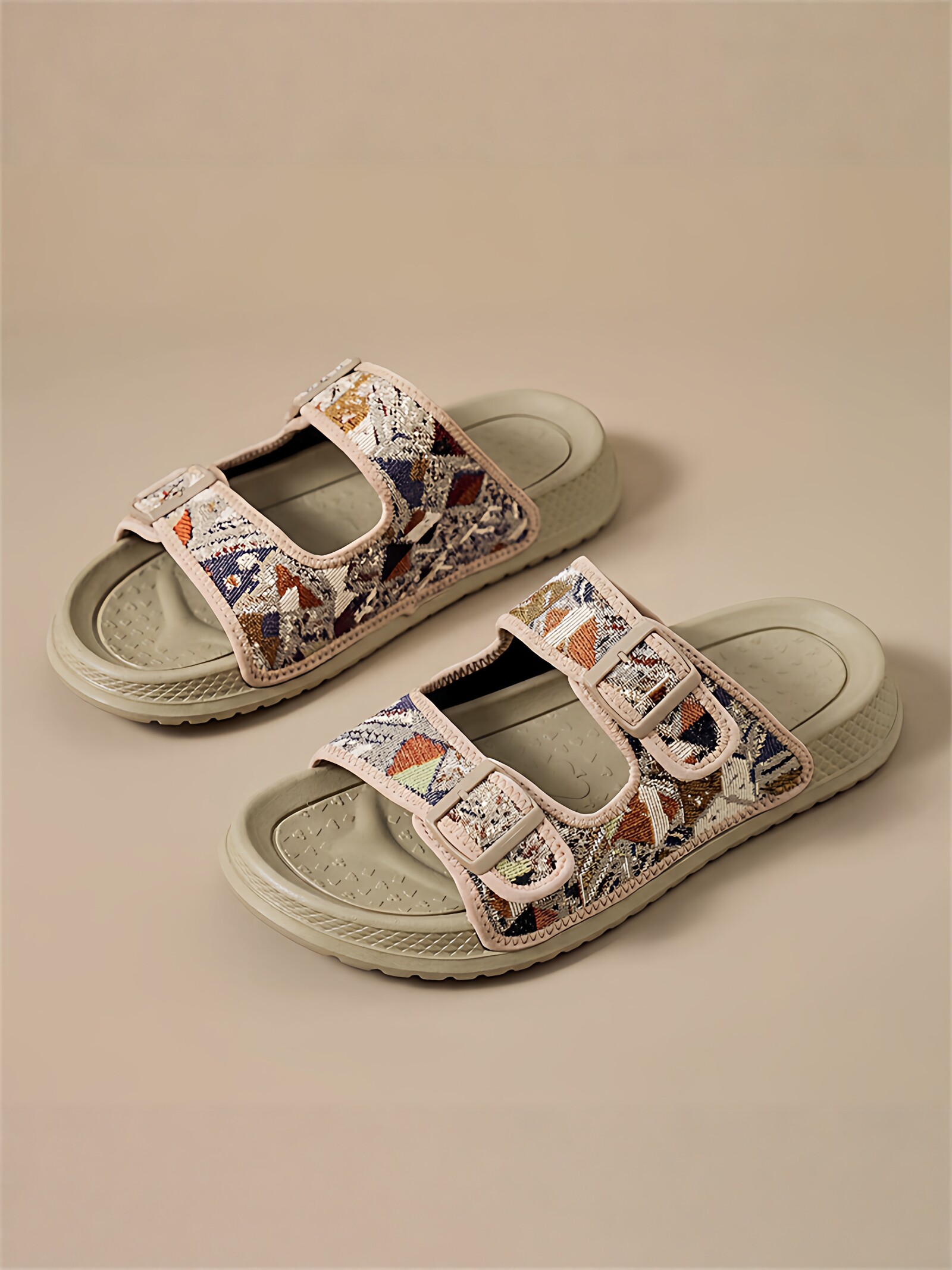 拖鞋男款夏季透气2026新款潮牌外穿休闲凉拖男士大码软底沙滩凉鞋主图