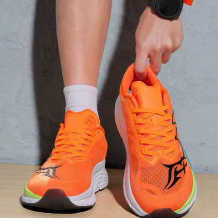 48大尺码男鞋47宽头不挤脚的运动鞋46轻盈减震男士夏天透气网面跑鞋