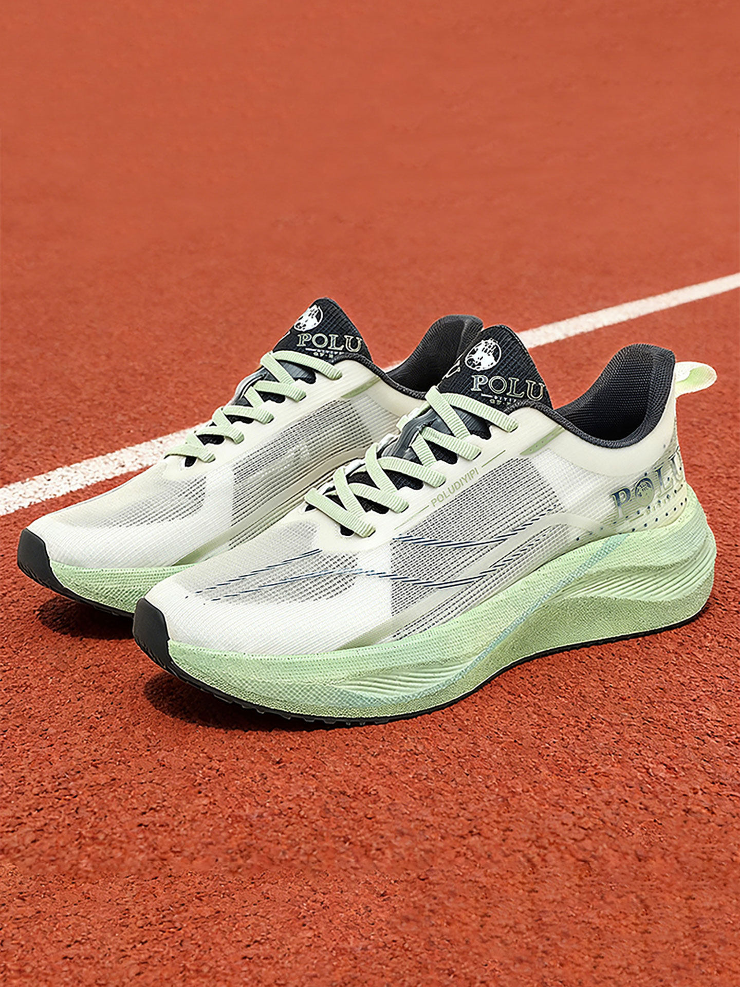 男鞋青少年鞋子薄款冰丝网面运动鞋夏天防臭初中生久站不累脚跑鞋主图