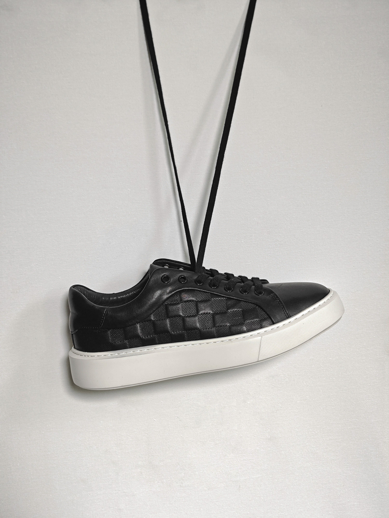 TBOF【脚踩云朵系列】真牛皮通勤百搭板鞋黑色编织厚底休闲小白鞋主图